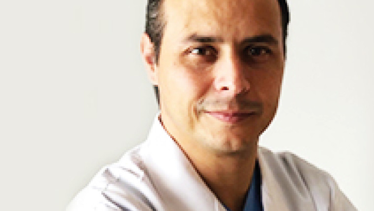 Dr. Pablo Berenguel Martínez